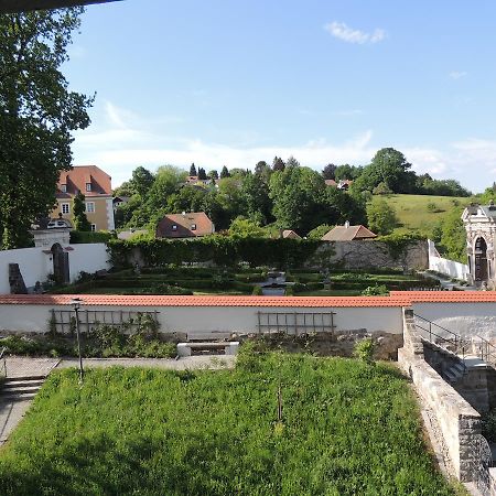 Gaestehaus Maelzerei Auf Schloss Neuburg Am Inn Exterior foto